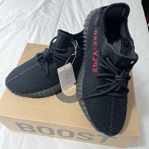 YEEZY BOOST 350 V2